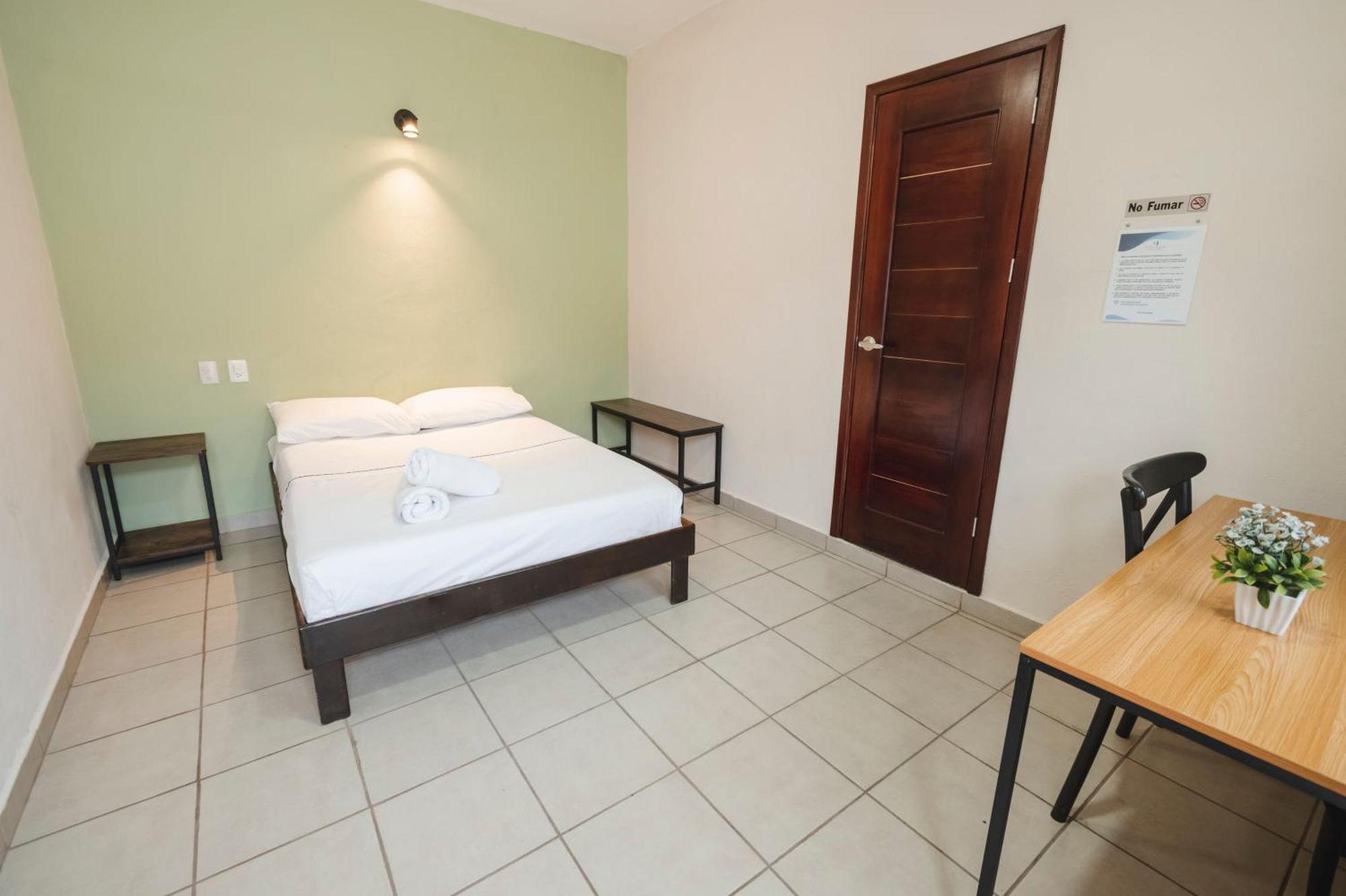 Hotel Quiam Плая-дель-Кармен Экстерьер фото